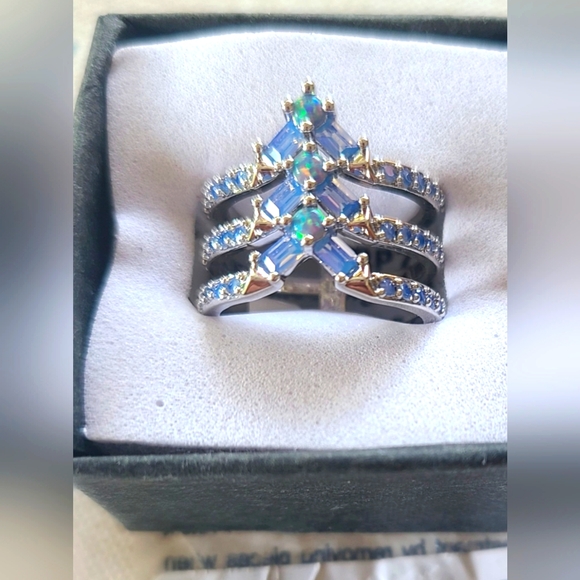 Bomb Party Ring - Gray Mist Opal - Picture 1 of 2